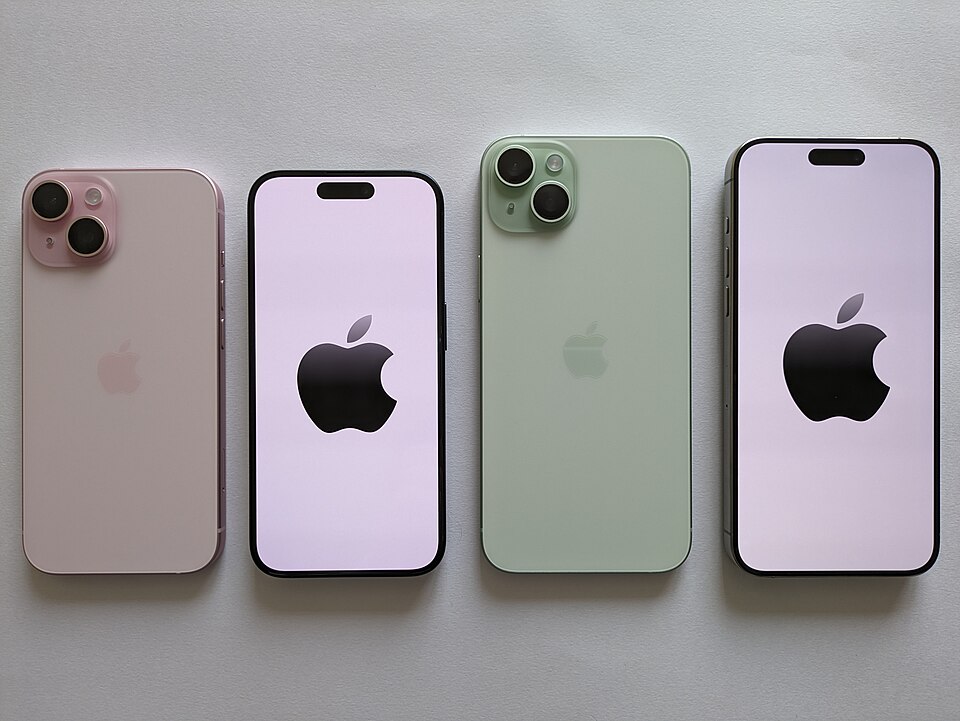 iPhone 15 128GB